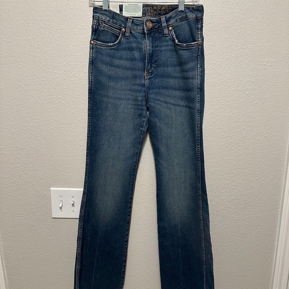 Wrangler Other - Mens Wrangler Straight Leg size 27x36